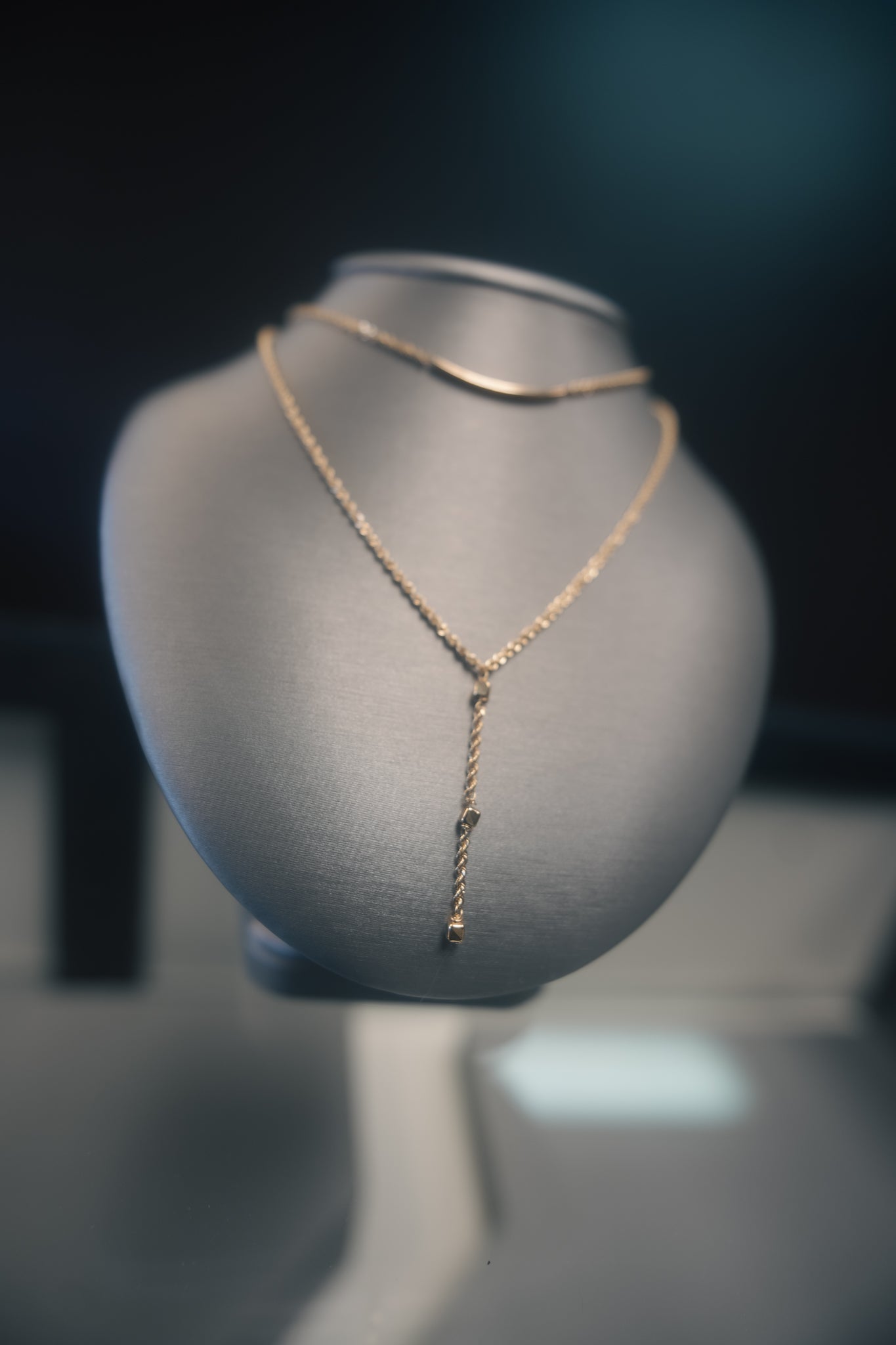 10kt Elegant Necklace