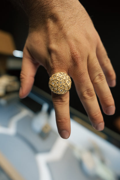 10kt Stone Flower Ring