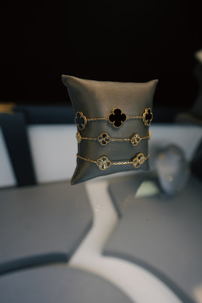 10kt Clover Bracelet